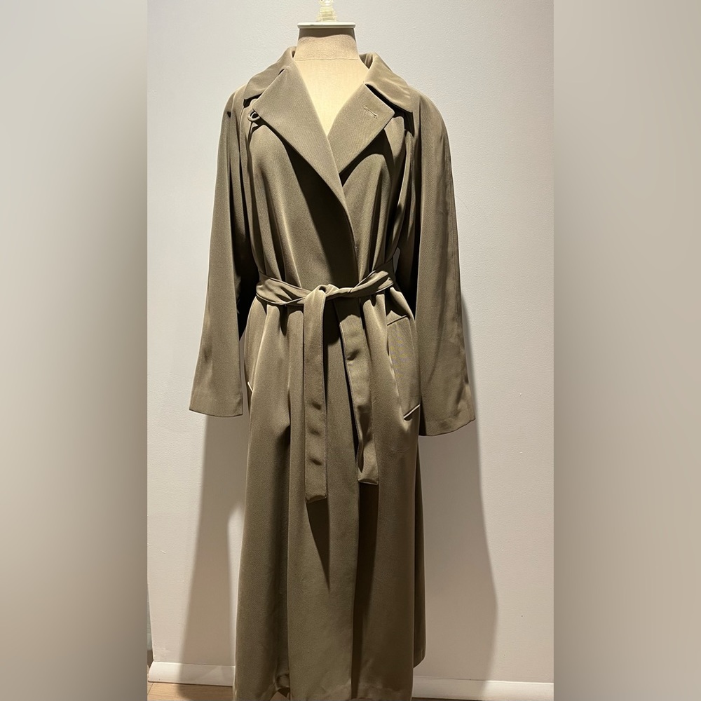Utex Design dressy trench coat , size 6